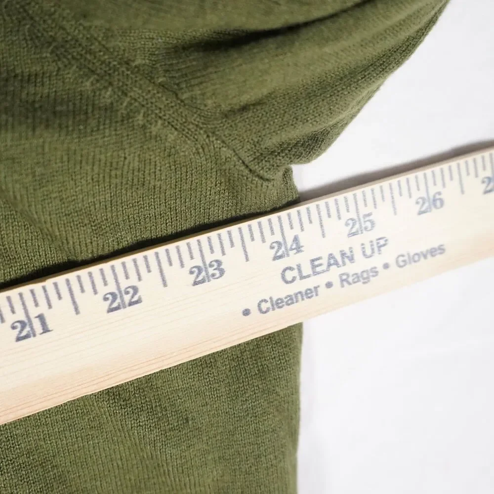 Apple Inc. Lands' End Sweater Green Embroidered Logo XL See Photos